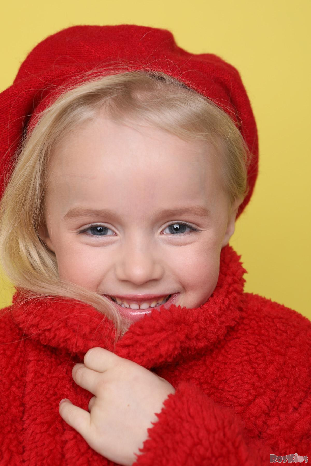 Оливия Зенина профиль на сайте Roskids