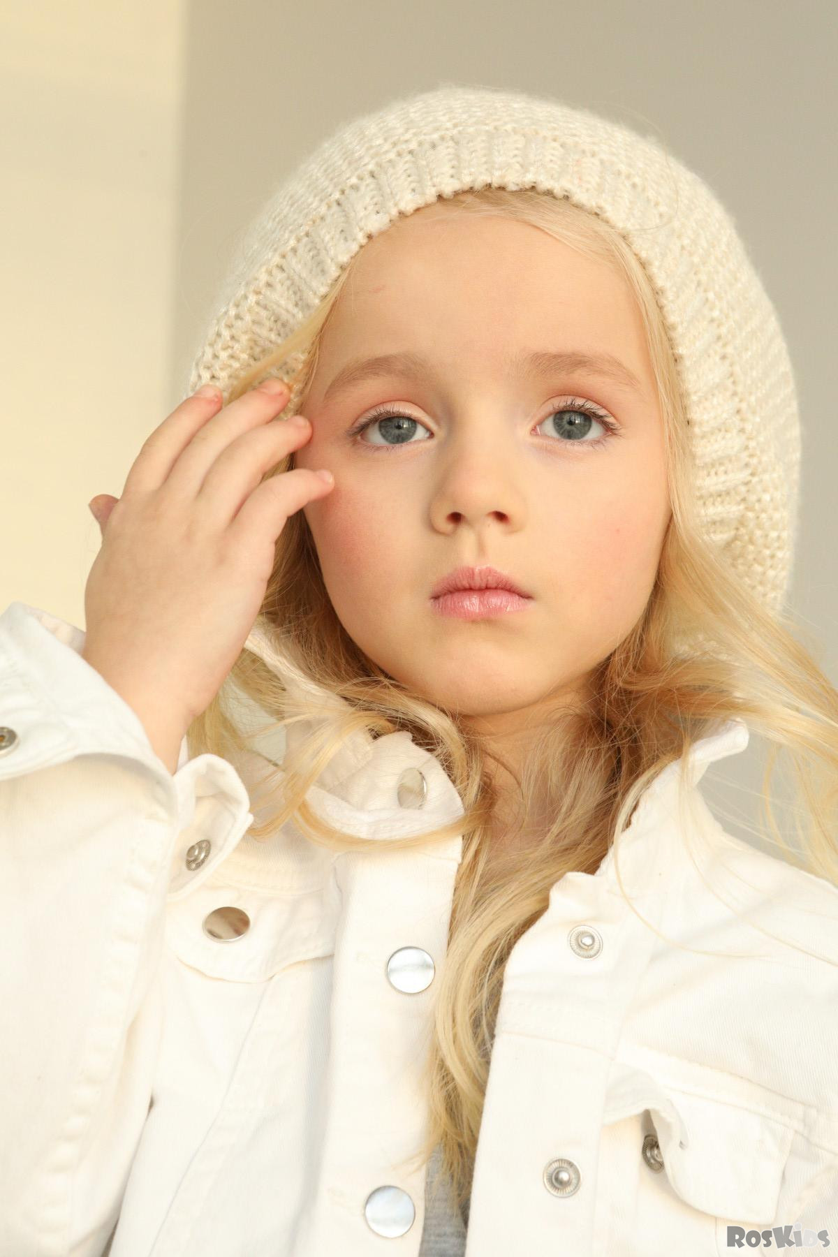 Оливия Зенина профиль на сайте Roskids